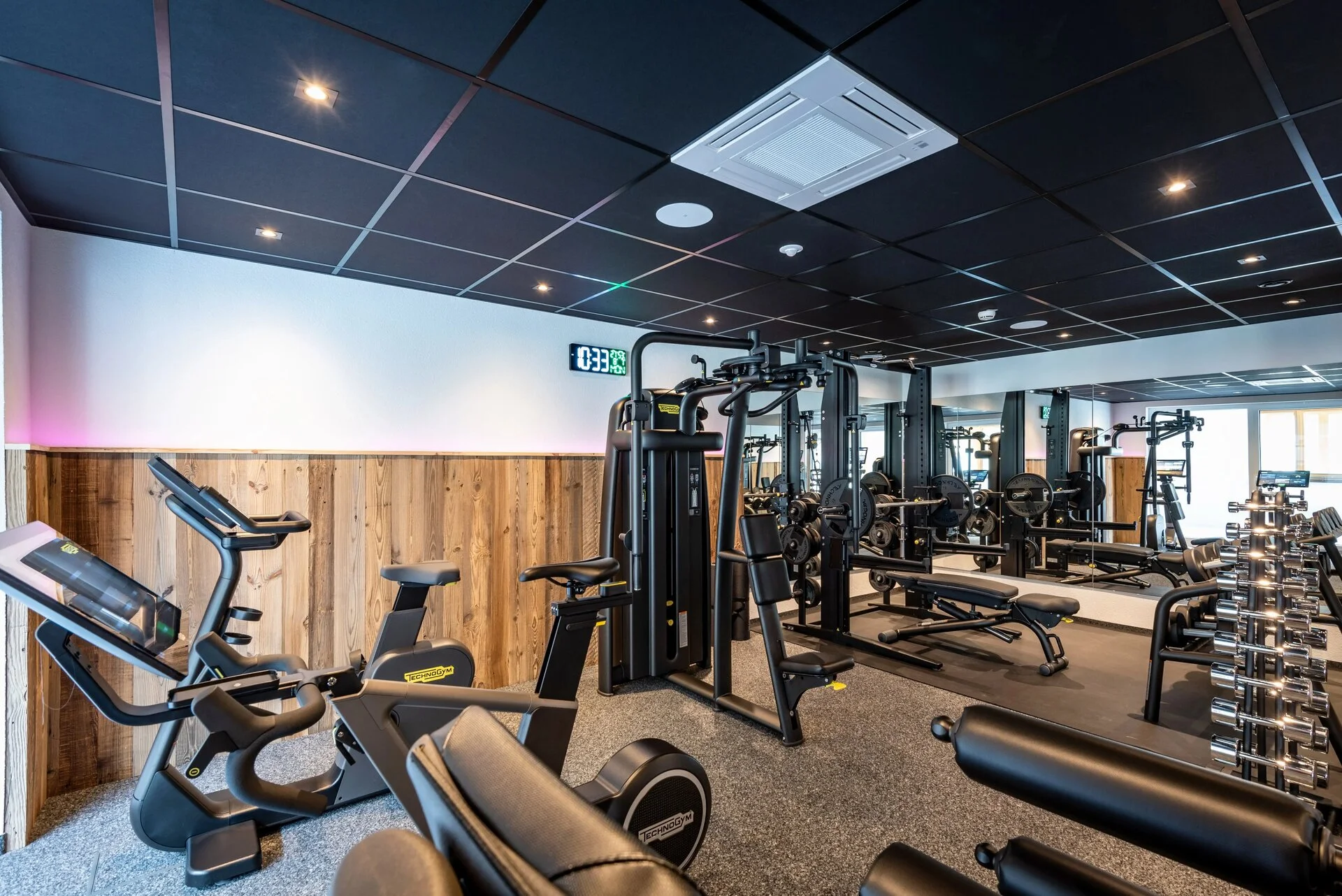 Fitness mit Cardio Geräten