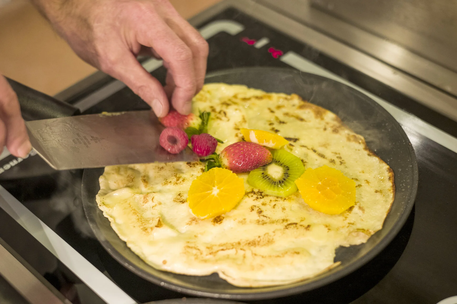 Zubereitung Palatschinken mit Früchte