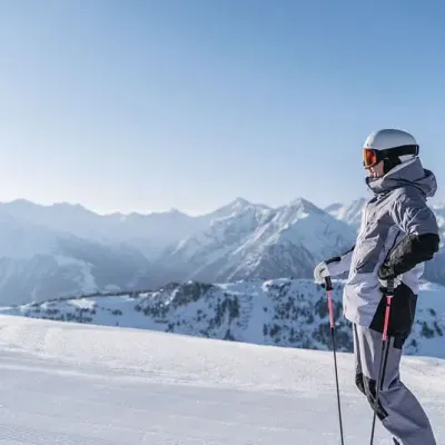 Skiurlaub im Zillertal mit traumhaften Pisten und Panorama in der Zillertal Arena