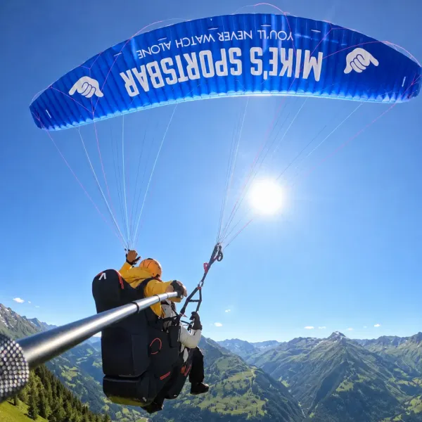 Tandemflug Zillertal – Paragleiten über den Tiroler Alpen mit beeindruckendem Bergpanorama und grenzenloser Freiheit